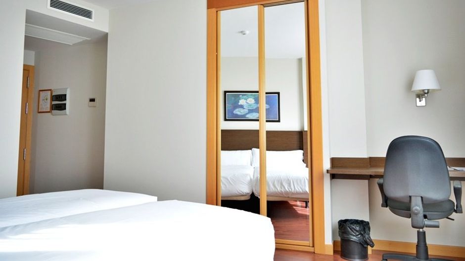 Hotel Palacio De Congresos Room