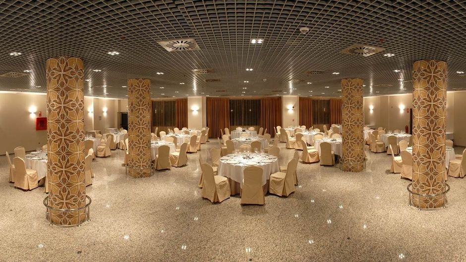 Hotel FC Villalba Ballroom