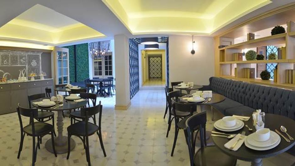Hotel Plaza Revolucion Restaurant