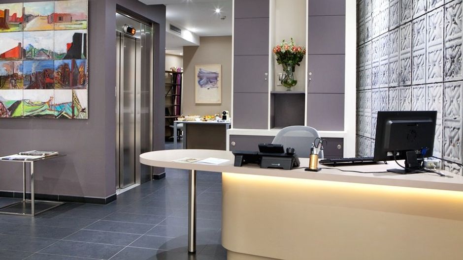 Serotel Suites Opera Lobby