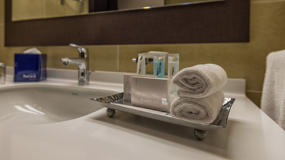 Kin Plaza Arjaan by Rotana Room