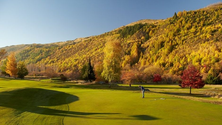 Swiss-Belresort Coronet Peak Golf
