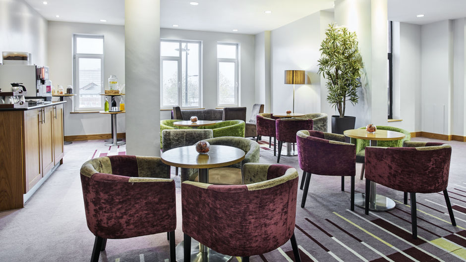Leonardo Hotel Swindon Meeting