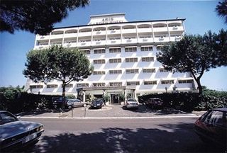 Hotel Aris Garden
