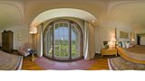 <b>The Oberoi Amarvilas Room</b>. Virtual Tours powered by <a href="https://www.leonardoworldwide.com/" title="Leonardo Worldwide" target="_blank">Leonardo</a>.