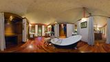 <b>The Oberoi Vanyavilas Room</b>. Virtual Tours powered by <a href="https://www.leonardoworldwide.com/" title="Leonardo Worldwide" target="_blank">Leonardo</a>.