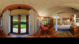 <b>The Oberoi Vanyavilas Room</b>. Virtual Tours powered by <a href="https://www.leonardoworldwide.com/" title="Leonardo Worldwide" target="_blank">Leonardo</a>.