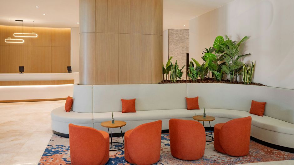 Courtyard World Trade Center, Abu Dhabi Lobby