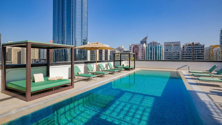 Courtyard World Trade Center, Abu Dhabi Pool
