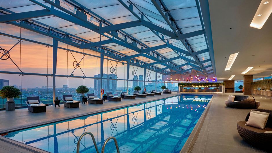 JW Marriott Hotel Hanoi Pool