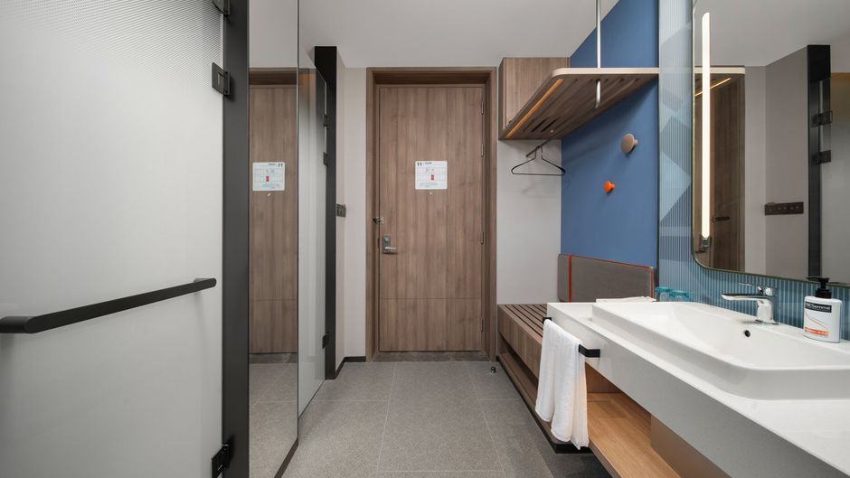 Holiday Inn Exp Henglin Room