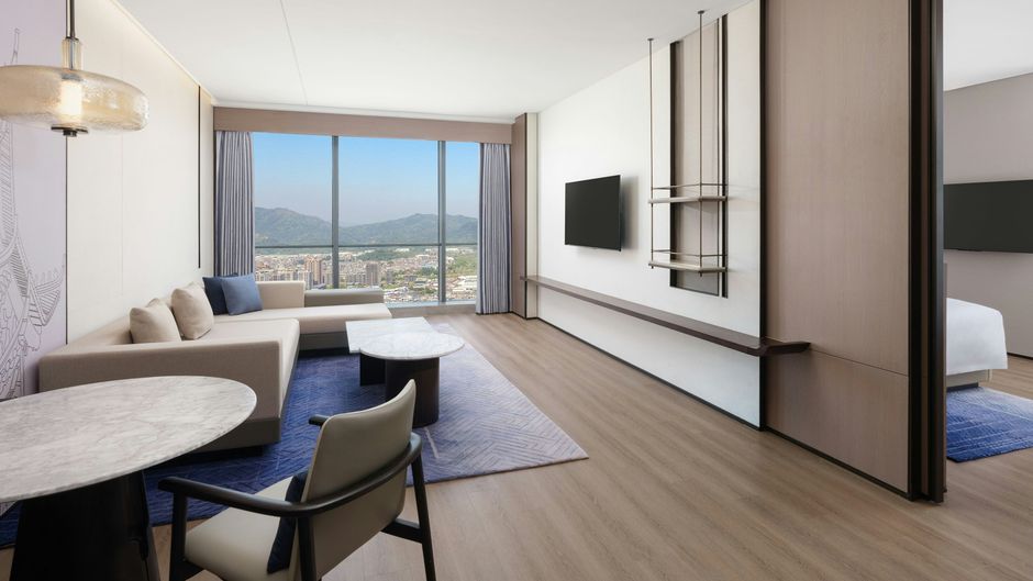 Jieyang Marriott Hotel Suite