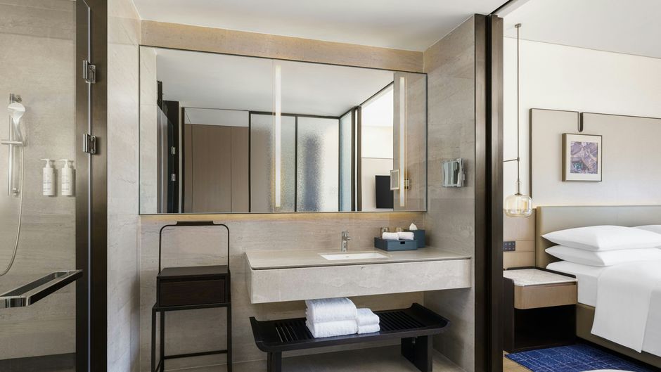 Jieyang Marriott Hotel Room