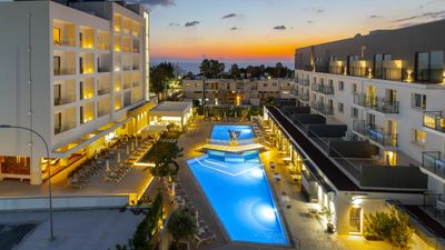 Anemi Hotel and Suites
