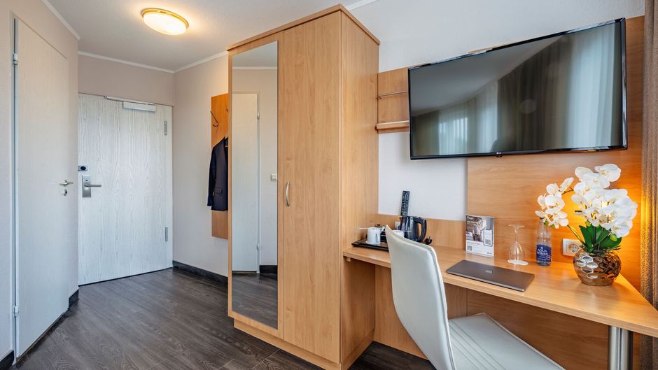 Plaza Inn Stuttgart-Filderstadt Room