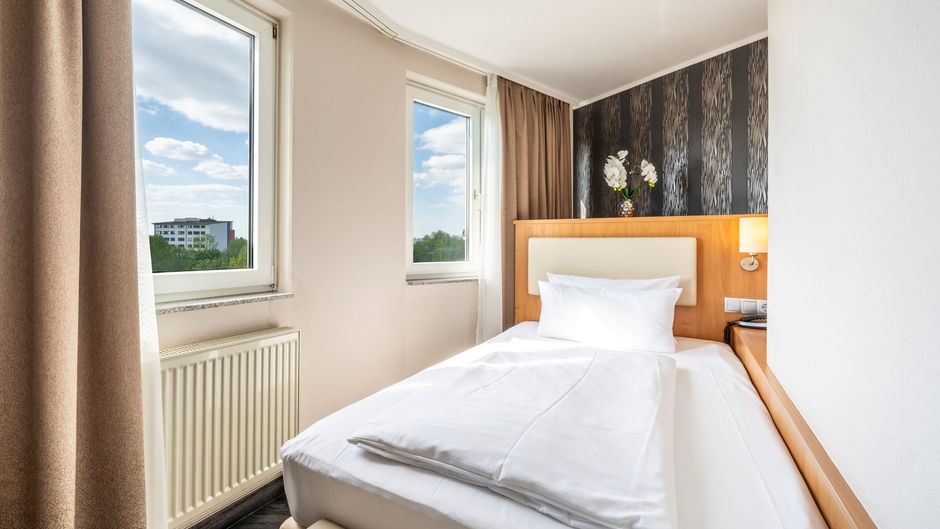 Plaza Inn Stuttgart-Filderstadt Room