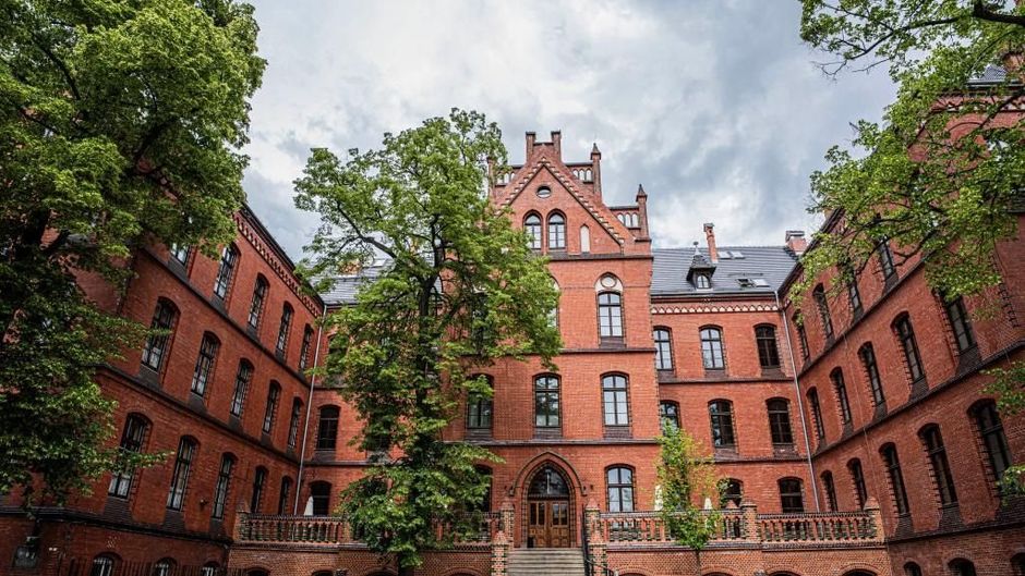 Arche Klasztor Wroclaw Exterior