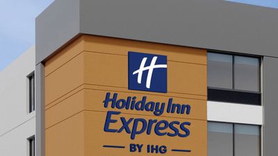 Holiday Inn Express & Suites Weatherford