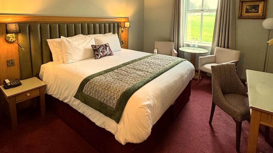 Roganstown Hotel Room