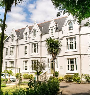 The Green House Hotel