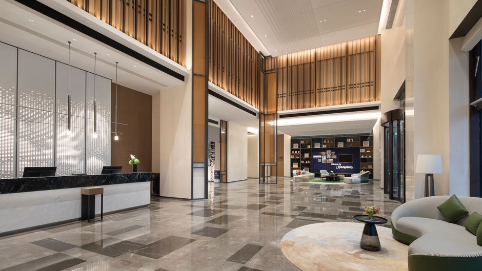 Hampton Inn KWE Nanming Xingye Lobby