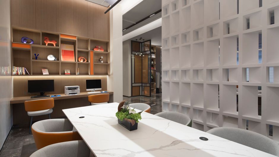 Hampton Inn KWE Nanming Xingye Lobby