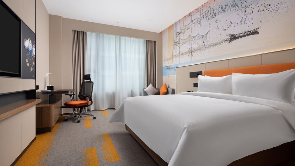 Hampton Ningde Lithium Electricity Town Room