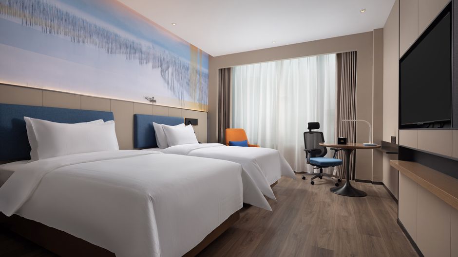 Hampton Ningde Lithium Electricity Town Room