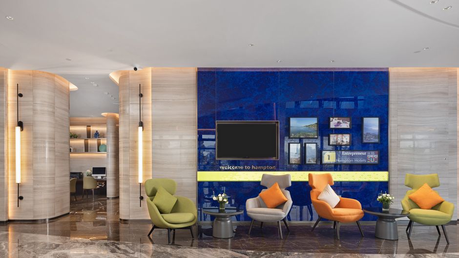 Hampton Ningde Lithium Electricity Town Lobby