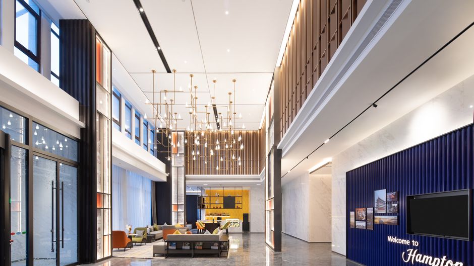 Hampton Hilton Langfang City Center Lobby