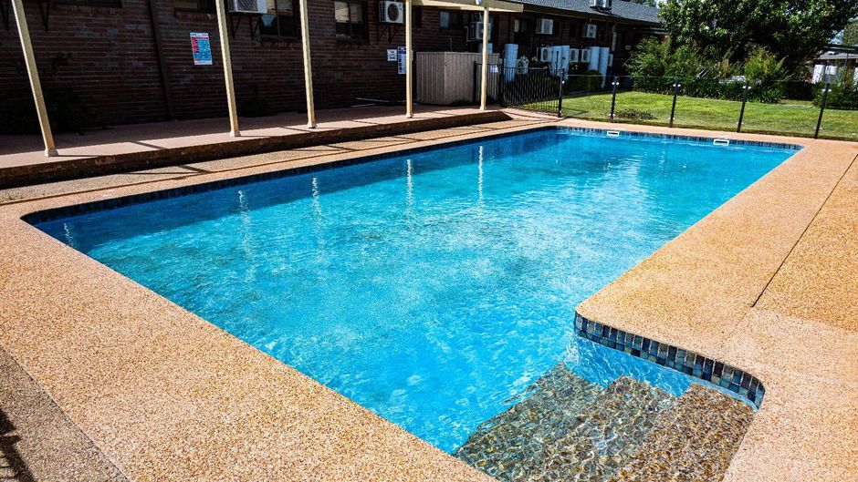Tumtu Valley Motel Pool