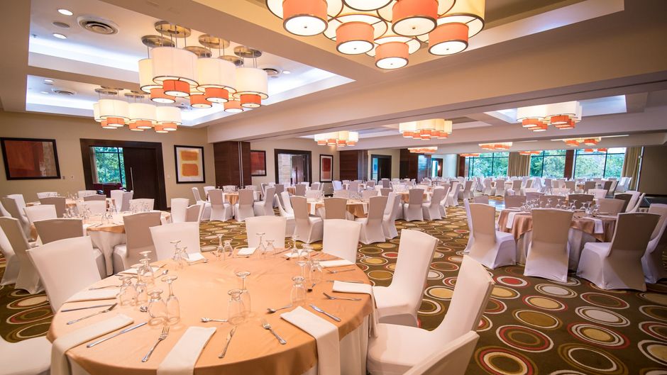 Summit Rainforest & Golf Resort Meeting