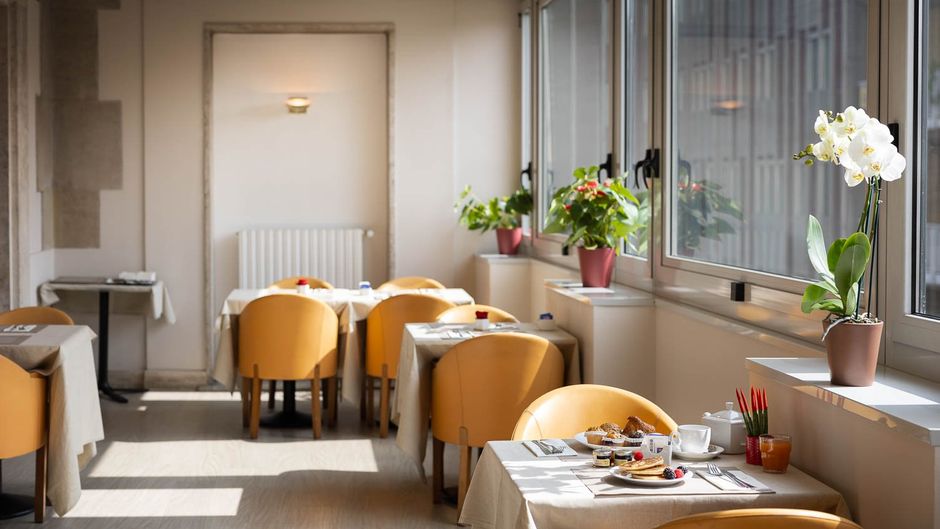 IH Hotels Milano Ambasciatori Restaurant