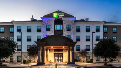 Holiday Inn Express & Suites Del Rio