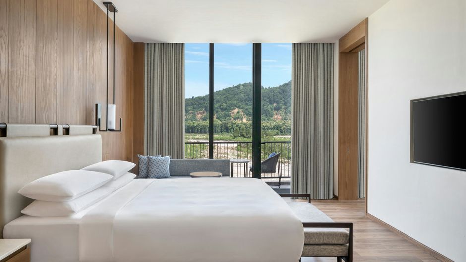 Jim Corbett Marriott Resort Spa Suite