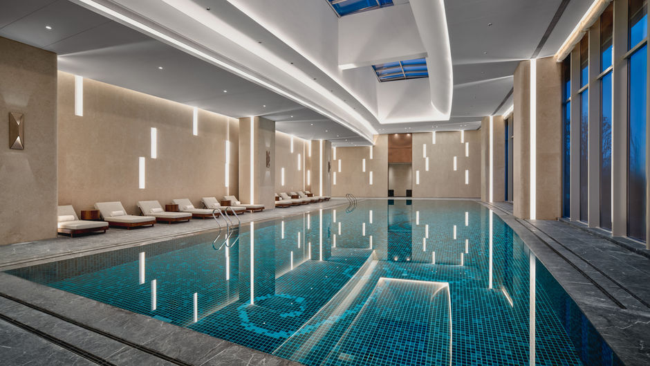 Holiday Inn Tianhe Airport Pool