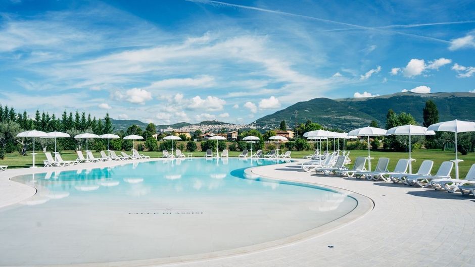 Valle Di Assisi Pool