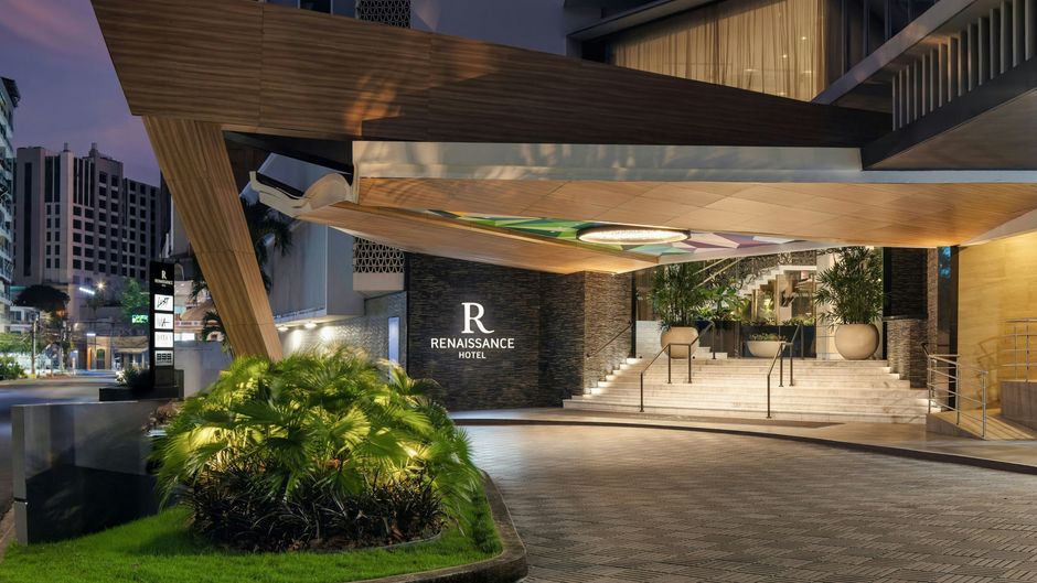 Renaissance Panama City Hotel Lobby