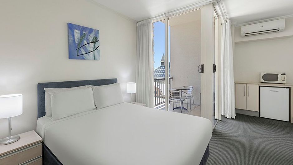 Park Regis City Quays Room