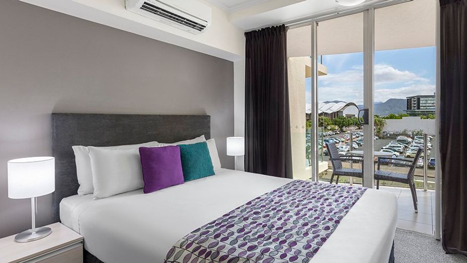 Park Regis City Quays Room