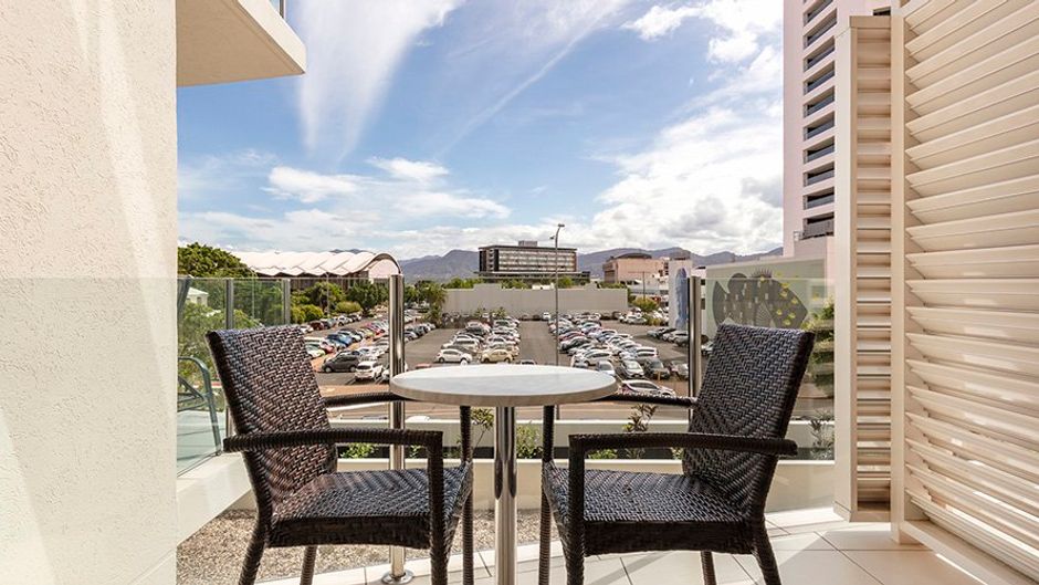 Park Regis City Quays Room