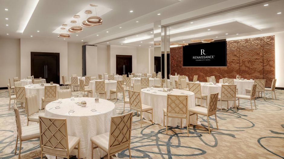 Renaissance Panama City Hotel Meeting