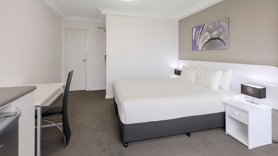 Park Regis North Quay Room