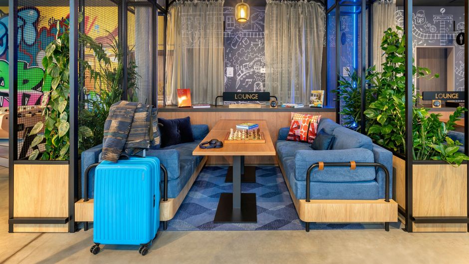 MOXY Berlin Ostbahnhof Lobby