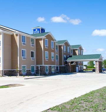 Cobblestone Hotel & Suites Devils Lake
