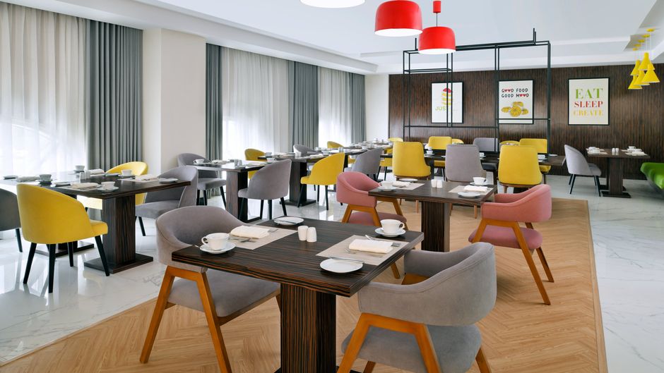 Holiday Inn Riyadh Al Malaz Restaurant