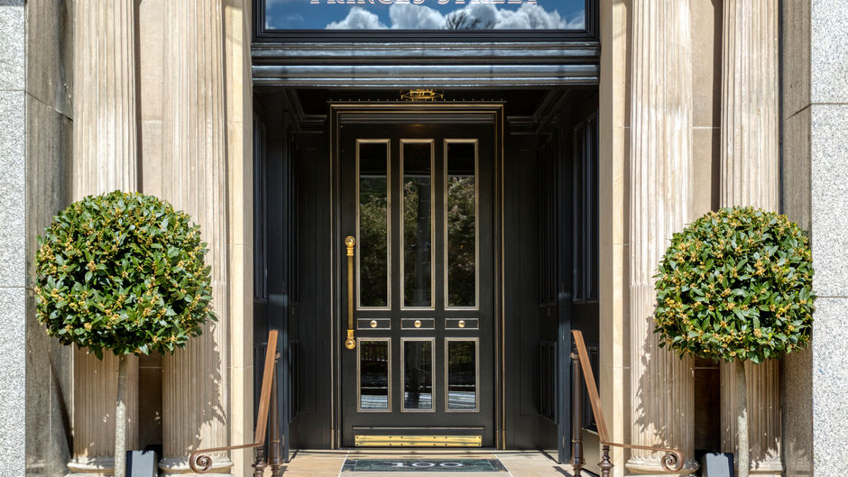 100 Princes Street Hotel Exterior