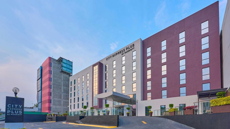 City Express Plus by Marriott Exterior