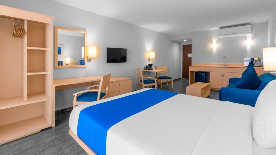 City Express by Marriott Suite