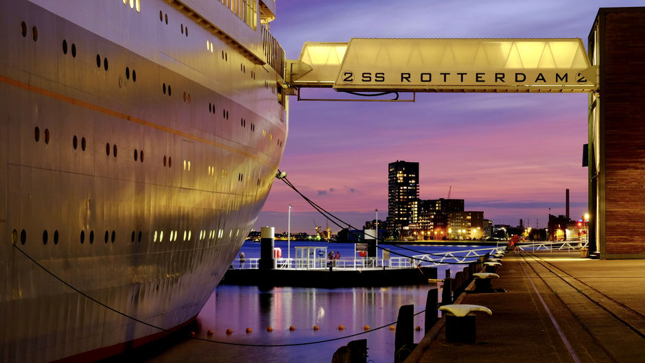SS Rotterdam Hotel Exterior